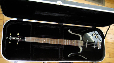 Danelectro Longhorn Electric Bass Guitar - Black Hard Case Near mint early 2000s