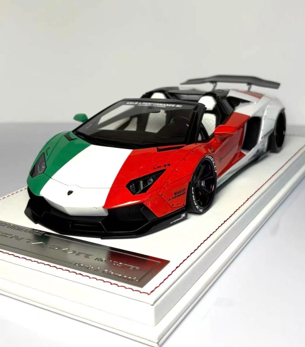 SUPER RARE Davis & Giovanni 1/18 Lamborghini Aventador Roadster