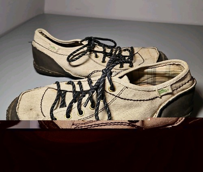 #ad Simple Green Toe Beige Canvas Men’s Size 9.5 Lace Up Sneakers Pressure Points $27.99