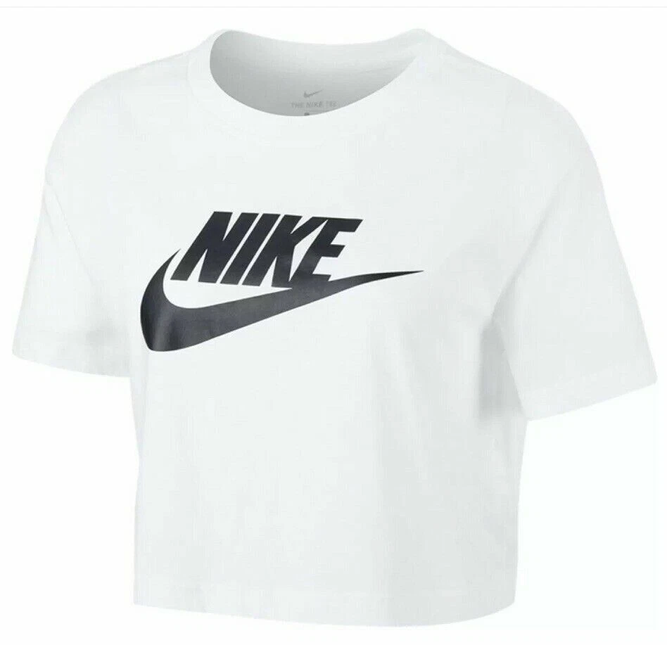 Nike Sportswear Essential Women's Cropped Logo T-Shirt.