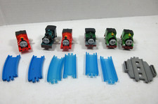 lot 6 2011 Tomy Thomas Friends Gullane Limited windup train locomotives tracks