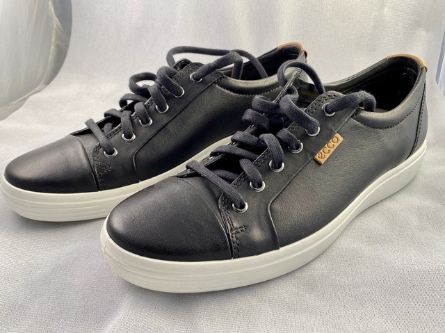 black ecco sneakers