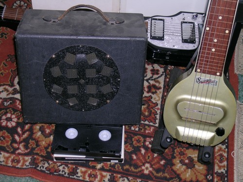 1935 Supro Lap Steel and original amp. Works Great ! 2nd owner - Picture 5 of 9