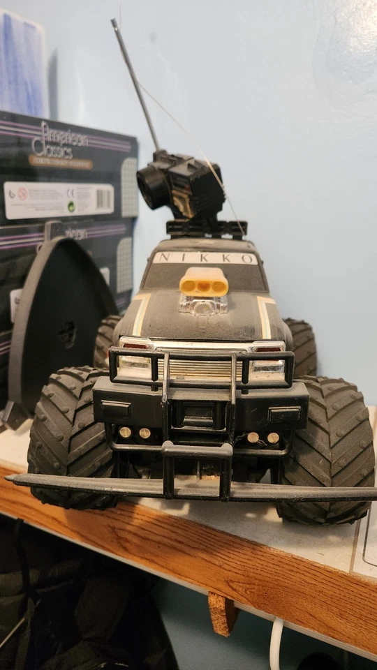 Vintage Tyco Big Bubba 4wd RC Truck with Remote Control - Image 2 of 2