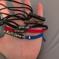 5 Souvenirs 3 Braslets And 2 Neclesses