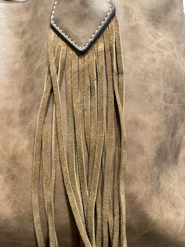 Bolso de hombro Hobo holgado con flecos de cuero sintético marrón boho hippie occidental Foto 2 de 4