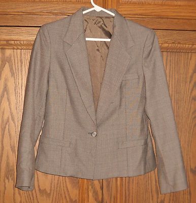 ANGELICA  2 PIECE  BEIGE  SKIRT SUIT SIZE 6