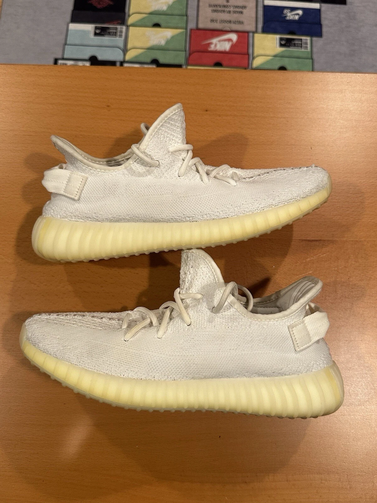 Taglia 9 Scarpe da ginnastica Adidas Yeezy Boost 350 V2 crema tripla bianca CP9366