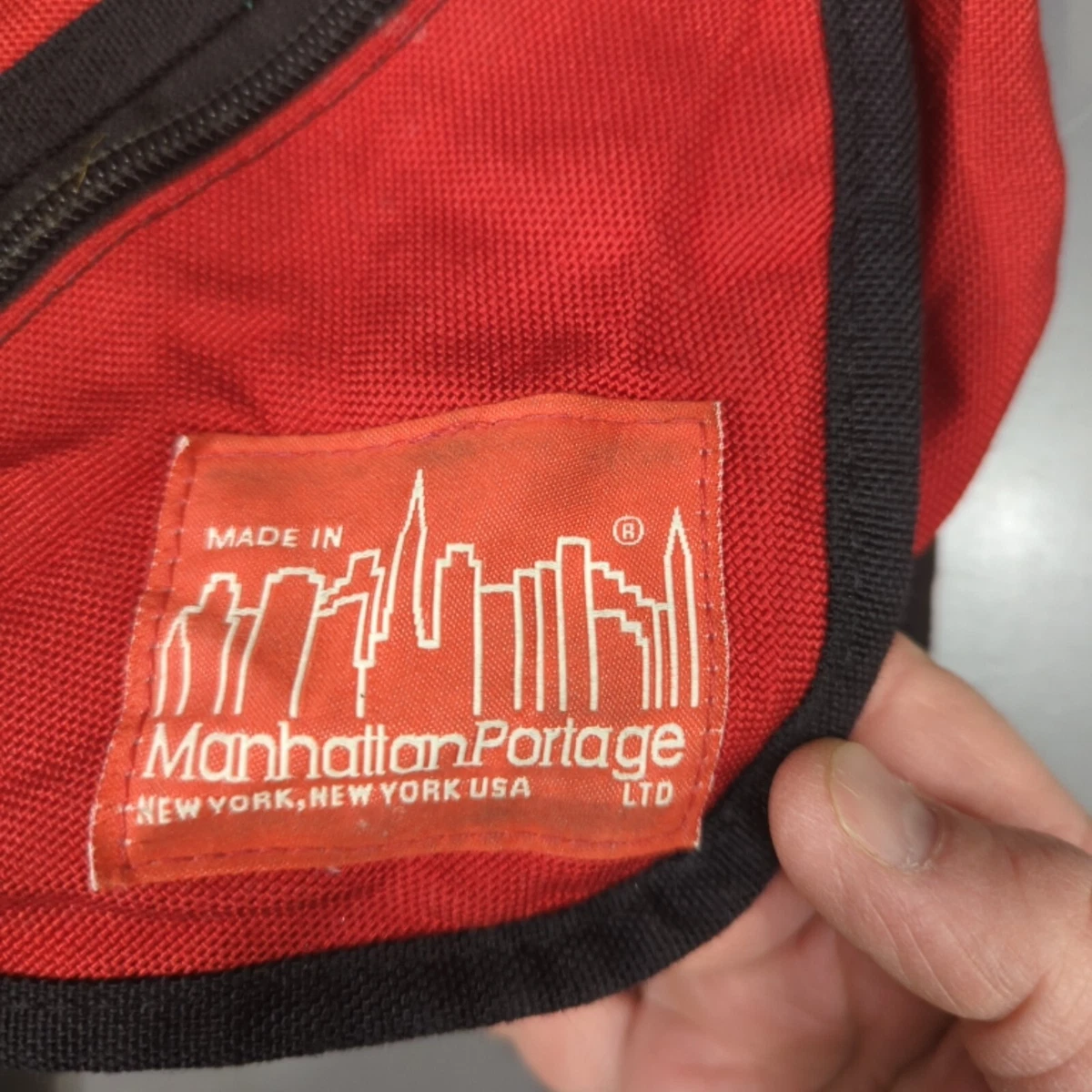 Manhattan Portage Messenger Bag Briefcase Crossbody Zip Fold USA