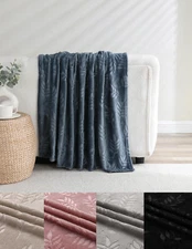 Kate Aurora Ultra Soft & Plush Hypoallergenic Floral Accent Fleece Throw Blanket