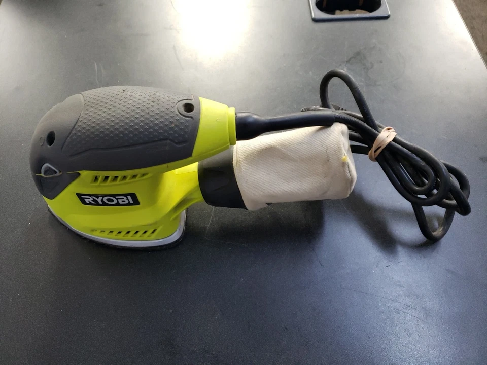 Ryobi CFS1503G Corded Electric Corner Cat Finish Sander hat - Image 3 of 4