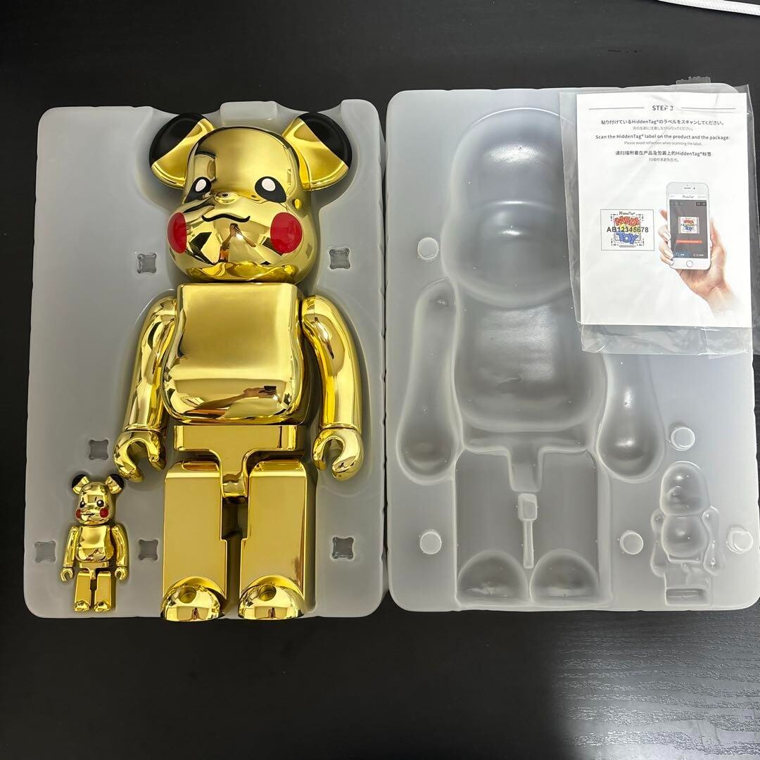 その他 MEDICOM TOY - BE@RBRICK PIKACHU FLOCKING Ver. 1000% Medicom Toy BE@RBRICK Pikachu GOLD CHROME 1000% pokemon