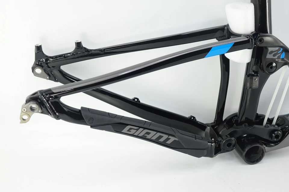 NEW Giant Anthem Advance Carbon Mountain Bike MTB Frame Large, 27.5'' - Image 4 of 4