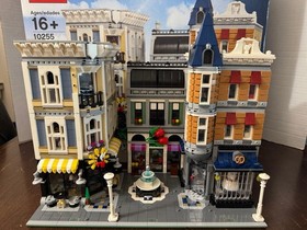 LEGO 10255 Assembly Square 10th Anniversary 99% Complete w/Box No Manual Retired