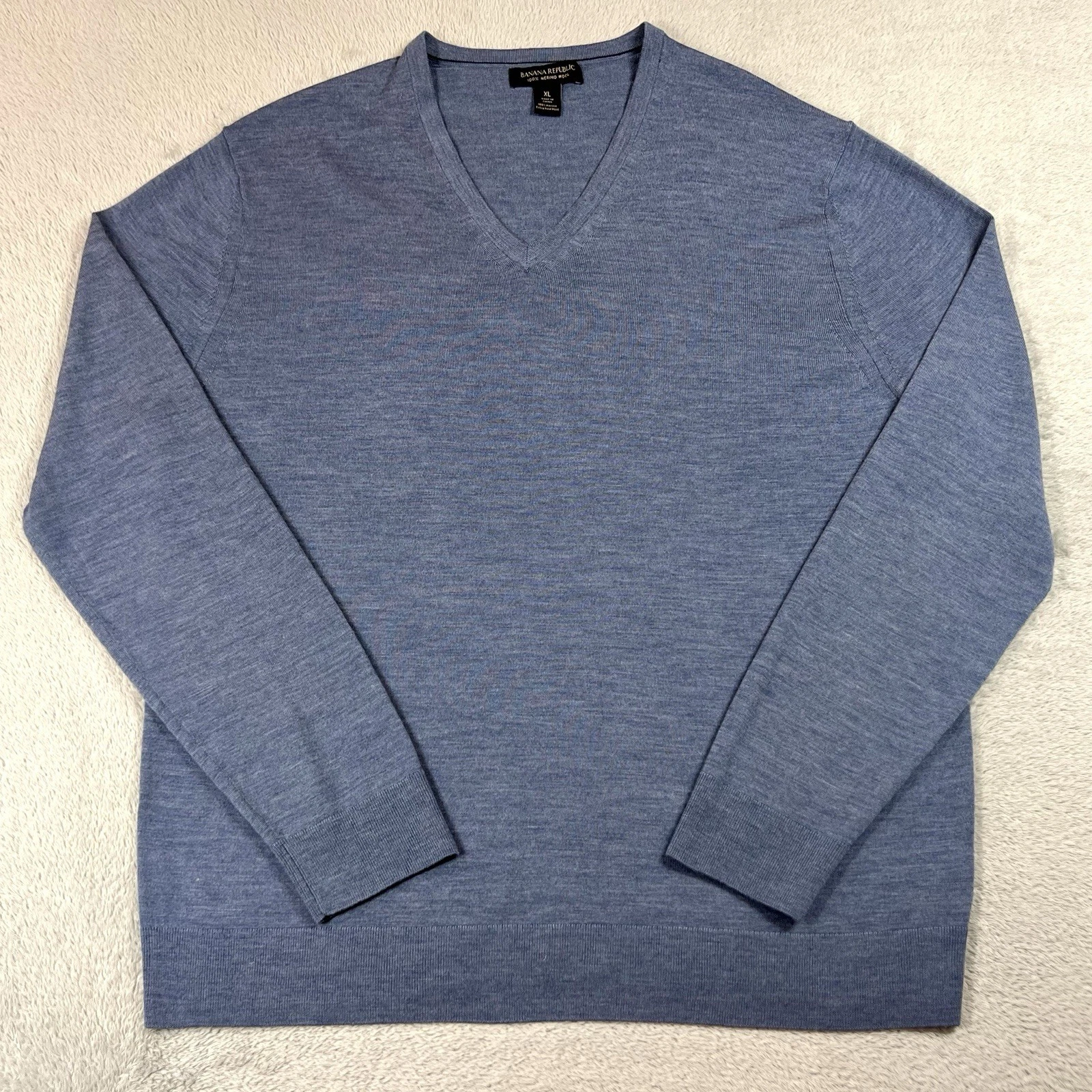 Banana Republic Sweater Mens XL Blue Extra Fine Merino Wool V-Neck Lightweight