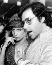  1972 director Peter Bogdanovich, Barbra Streisand film What's Up Doc - crp-285