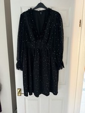 Shein Curve Womans Star Print Dress Size 1XL V Neck Black Silver worn once.