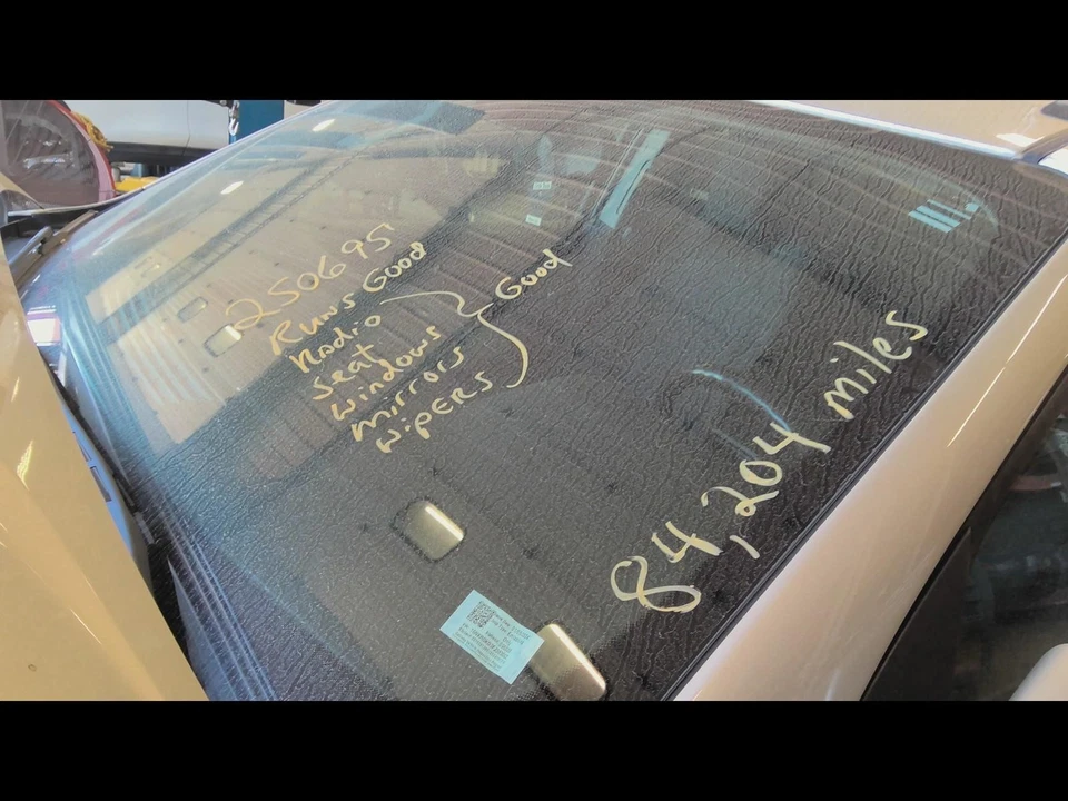 Used Left Sun Visor fits: 2015 Chevrolet Traverse illuminated Left Grade A - Image 2 of 4