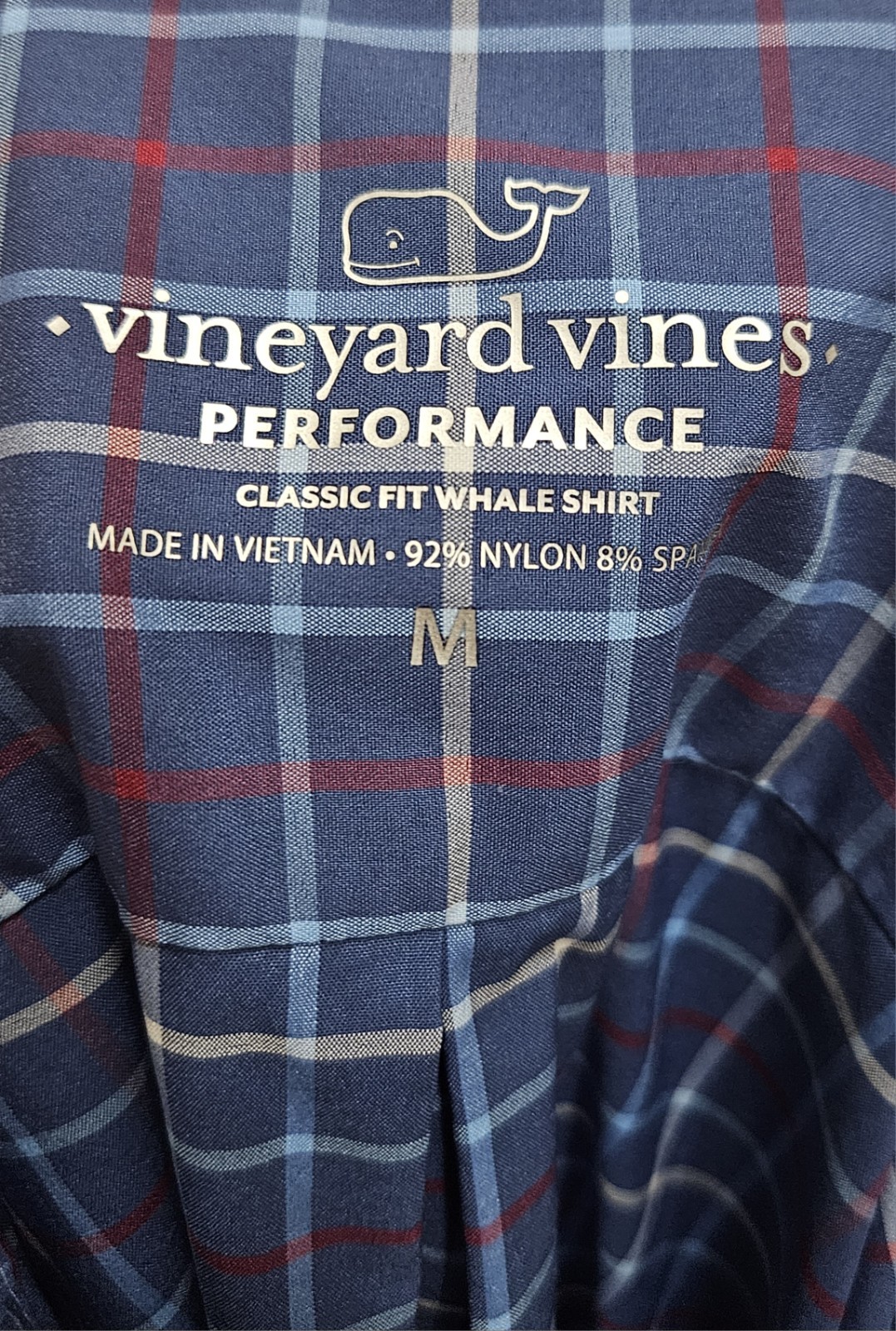 Vineyard Vines Medium Performance Long Sleeve But… - image 4