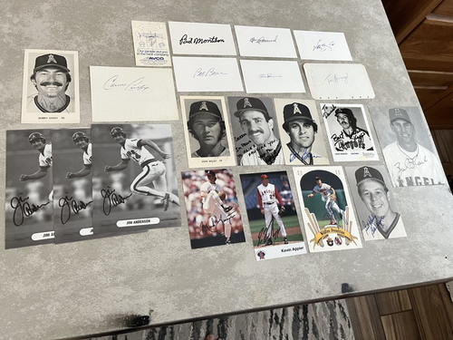 California/Los Angeles Angels (21) photos/index cards most signed Bob Grich
