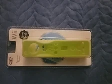 Official Nintendo Wii Remote Remote Glove Glows in the Dark Factory Sealed
