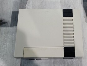 Original NES Nintendo System Console Bundle 75  Games 3 Controllers + zapper 