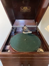1916 Tabletop Victrola VV-IX Nice Working Order w/Stand plus 20 78RPM Records