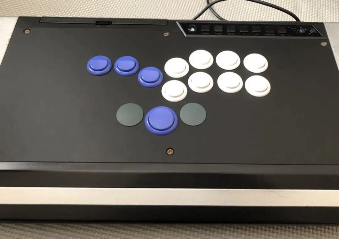 Qanba Obsidian hitboxバージョン | une3.net