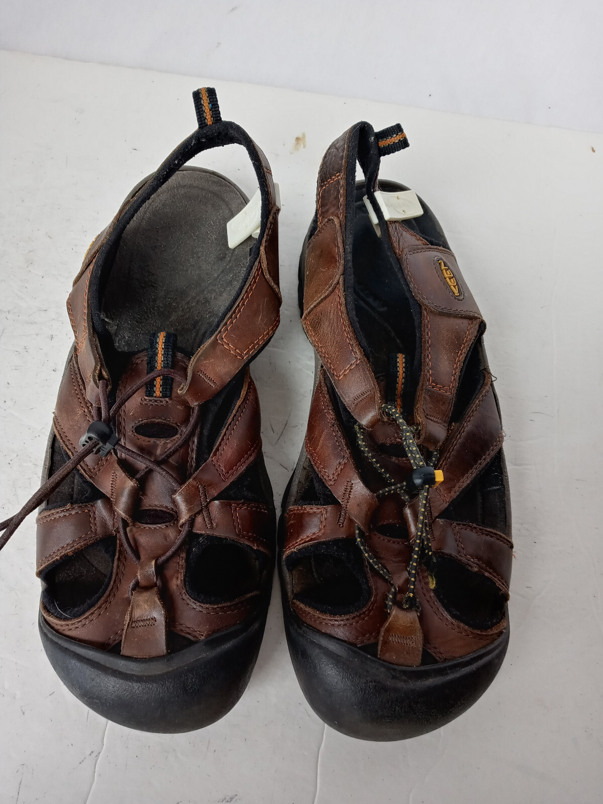 Sandali da trekking da uomo KEEN 11 marroni punta chiusa all'aperto