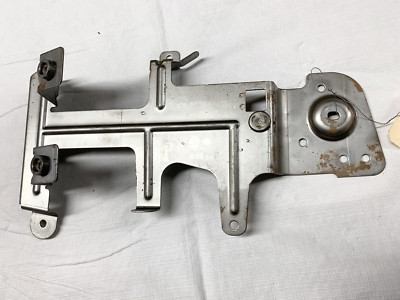 2016-2018 LINCOLN MKX ALARM KEYLESS LOCK SYSTEM MODULE SUPPORT BRACKET OEM