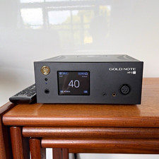 Gold Note HP-5.2 Headphone Amplifier. Hardly Used.