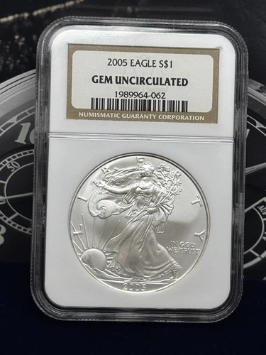 2005 Silver Eagle NGC Gem Uncirculated BU .999 Clean Coin & Holder