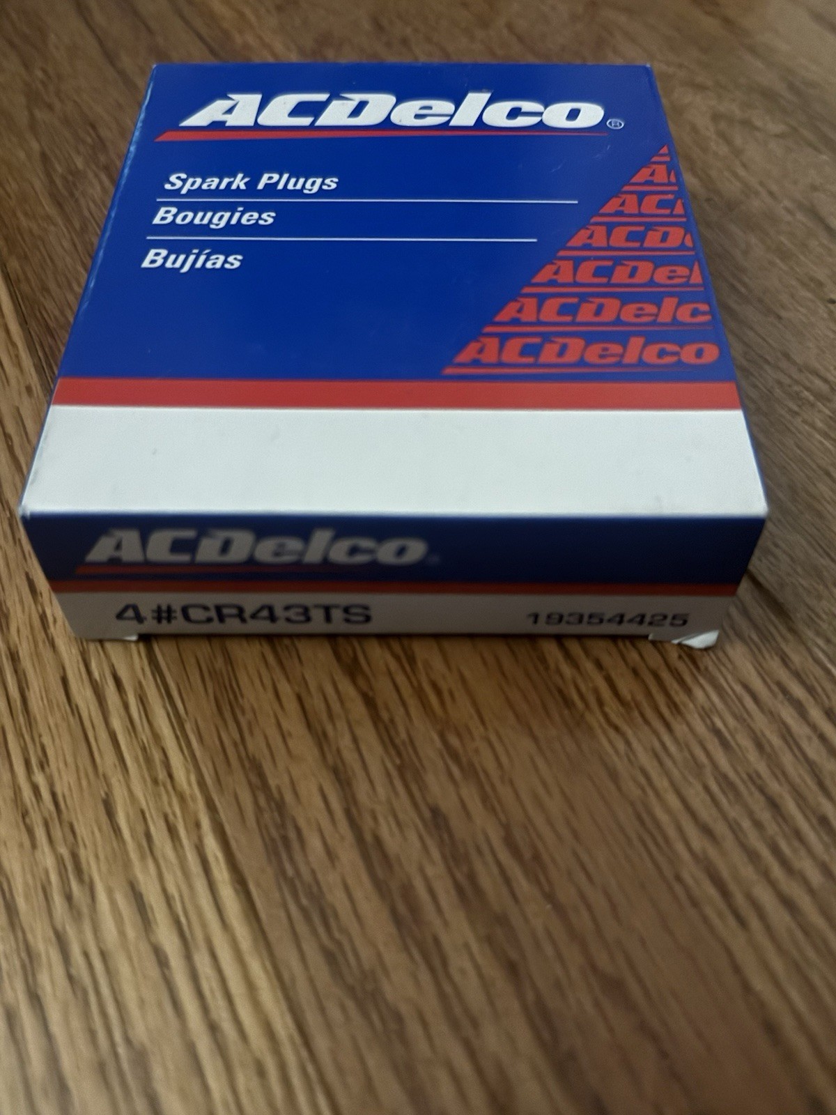 4 New AC DELCO Spark Plugs CR43TS