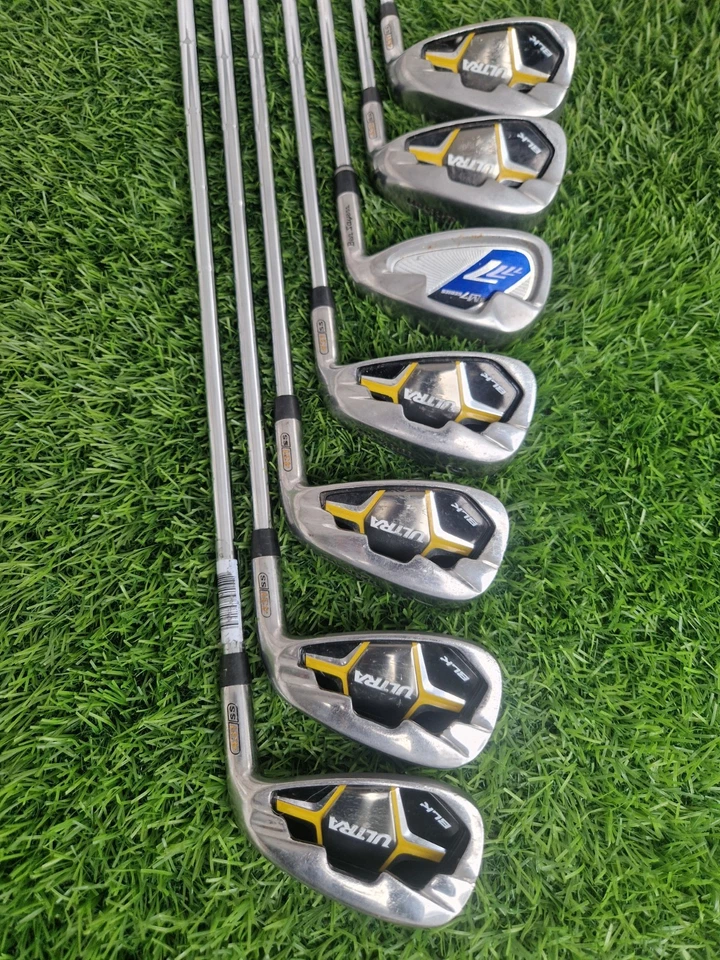 Wilson Ultra BLK Irons 5-SW - Regular Flex Steel Shafts - Right Handed - Image 2 of 4