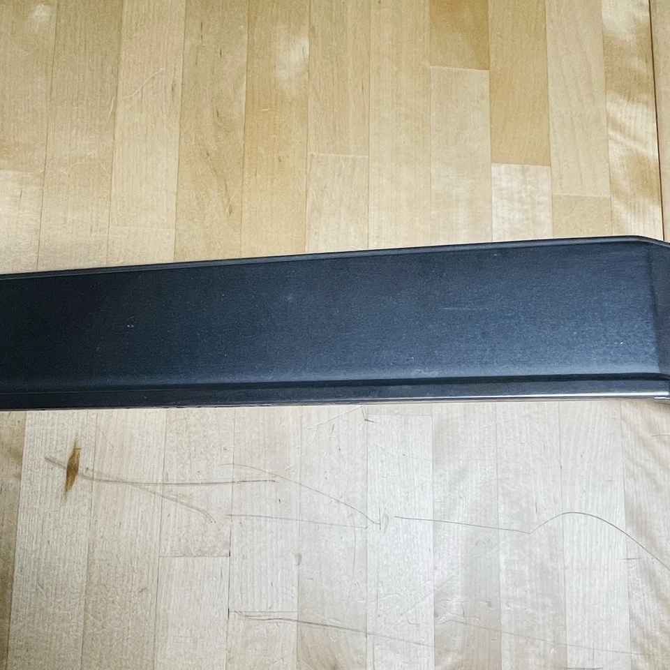 1980 - 1992 凯迪拉克 Deville Brougham RWD 烤架格栅装饰边框成型 1617011 — 第 3/4 张图片