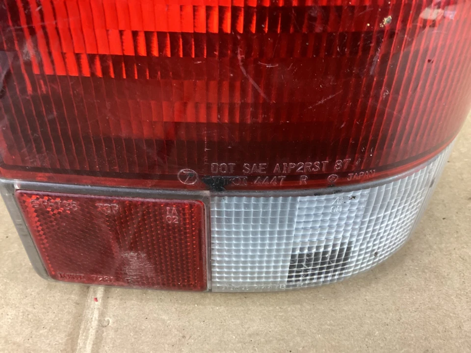 1989-1995 Subaru Justy Rear Right Passenger Side Tail Light Assembly OEM - Image 3 of 4