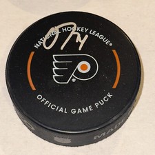 OWEN TIPPETT Signed Philadelphia FLYERS Official GAME Puck Beckett (BAS)