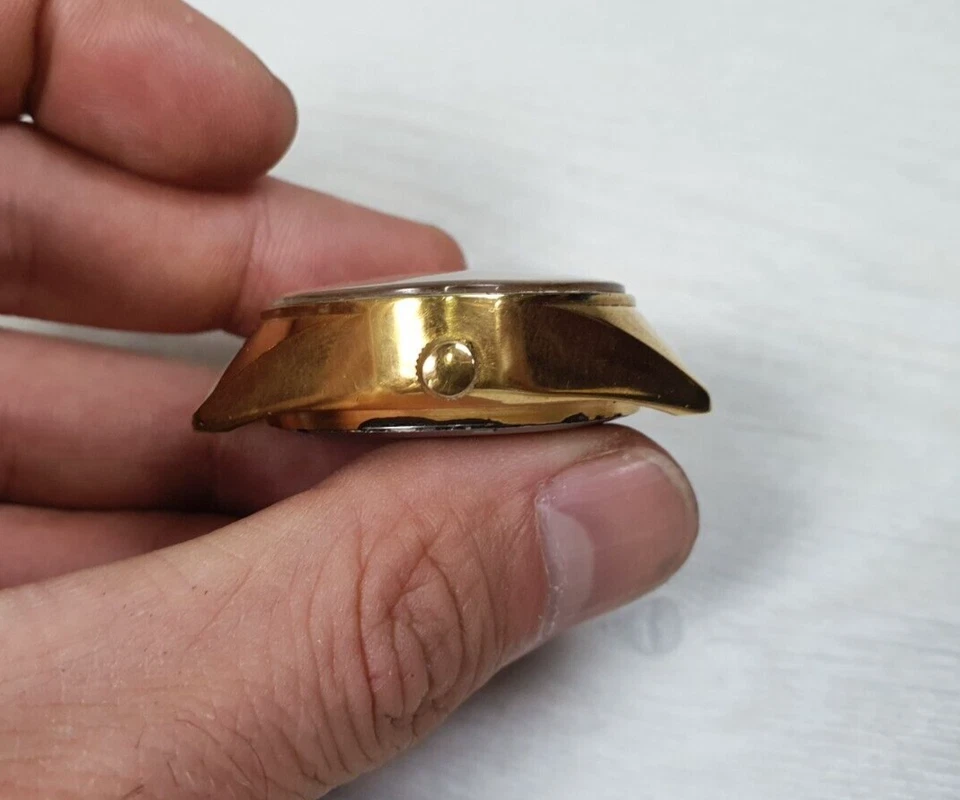 Reloj Pulsera Mecánico Soviético Vintage Chaika Stadium Automático Chapado en Oro URSS Foto 4 de 4