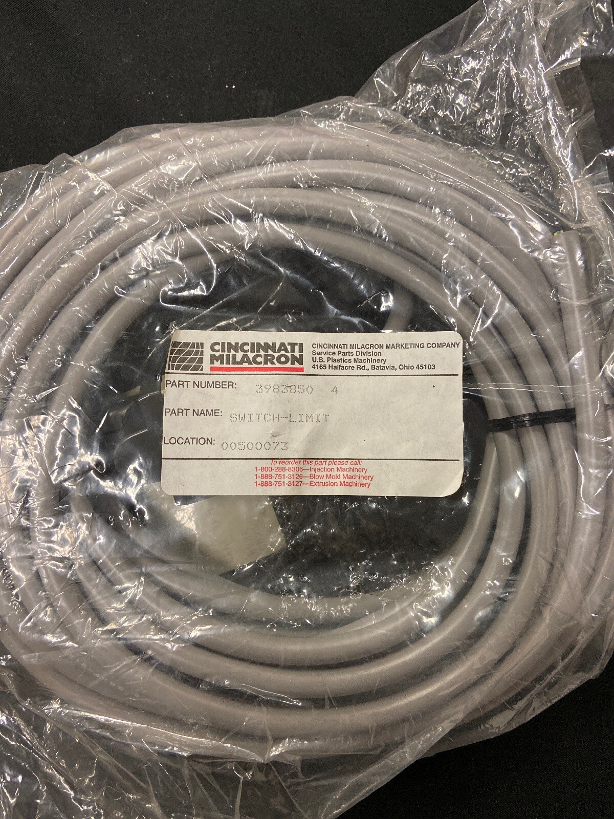 Omron D4C-9033 IP67 Limit Switch; Roller Plunger; ; NC/NO