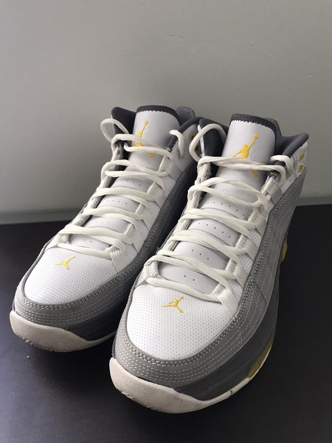 nike air jordan flight tradition