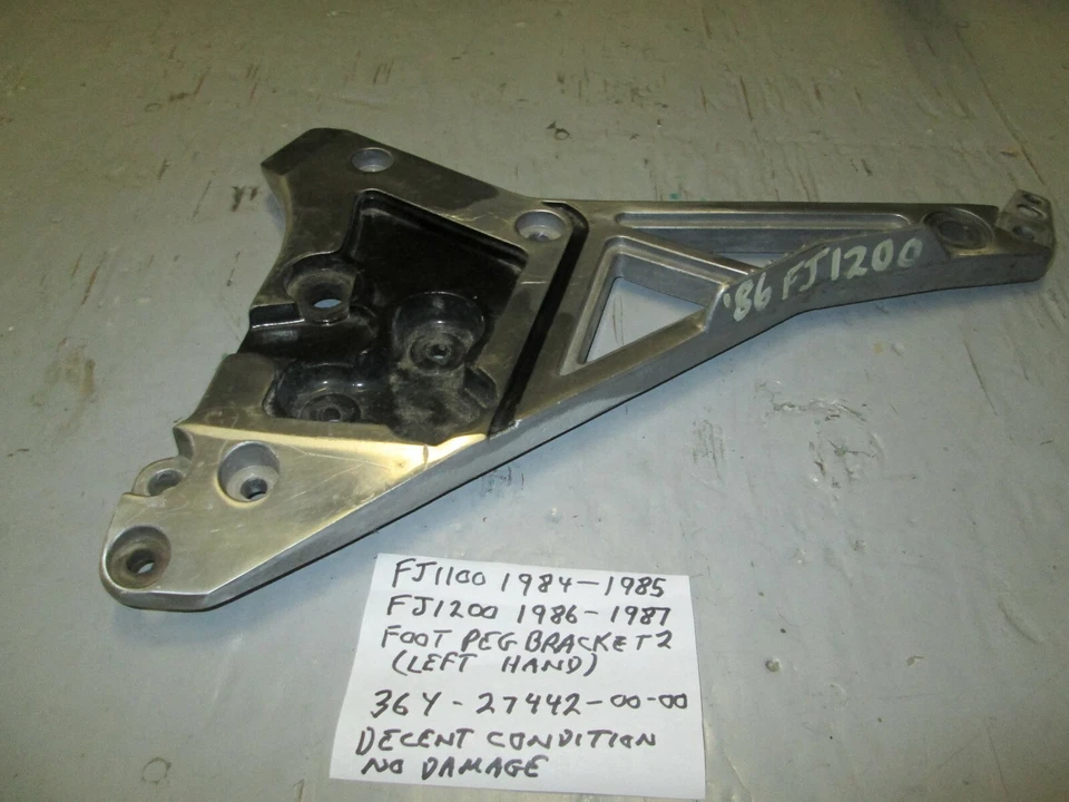 1984 - 1985 FJ1100 1986 1987 FJ1200 ЛЕВАЯ РУКА НОГИ КОЛЫШЕК КРОНШТЕЙН 36Y-27442-00-00 - Изображение 2 из 4