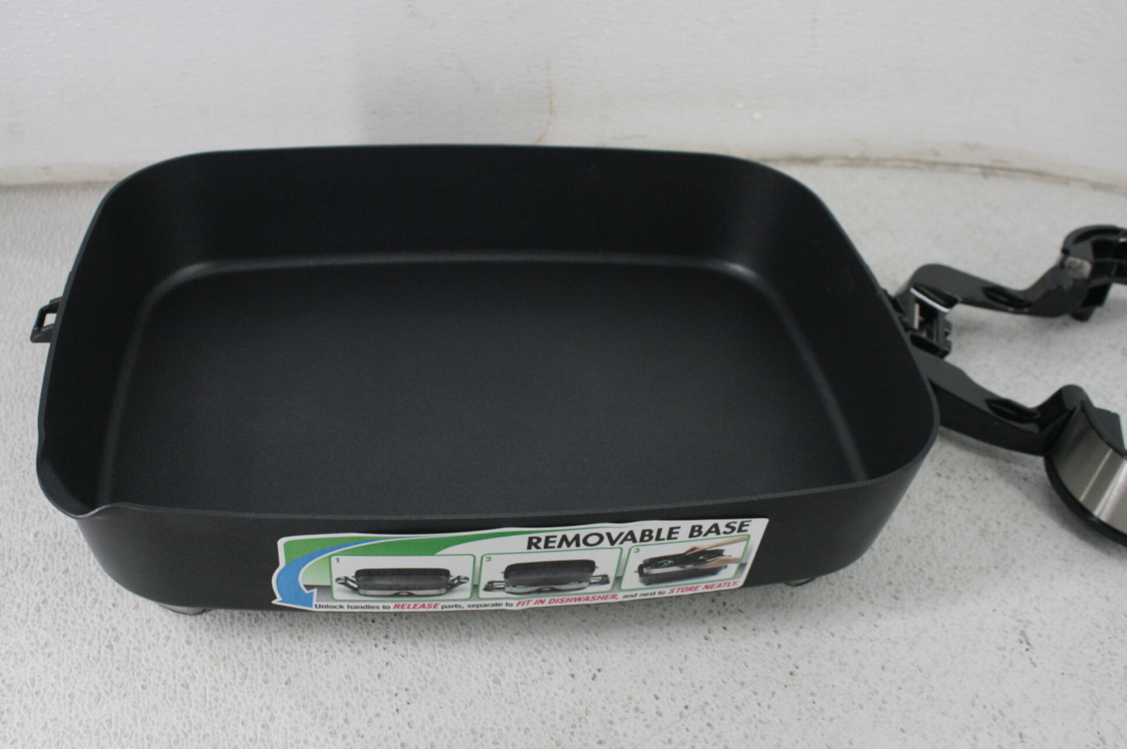 Presto 06857 16 Inch Electric Foldaway Nonstick Skillet Stay Cool