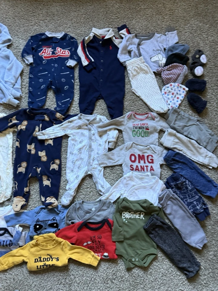 Huge Lot Baby Boy Clothes One Pieces Sleepers Matching Sets Hats Sz 0-3 Months - Image 4 of 4