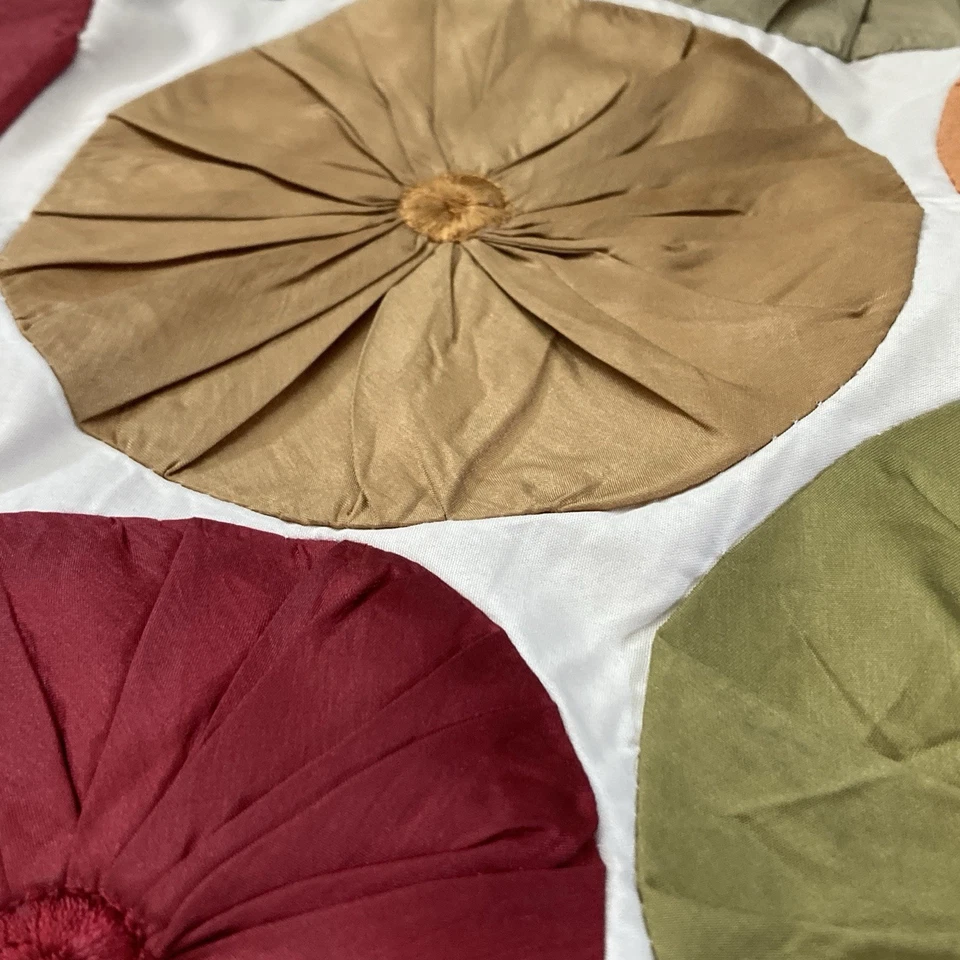 Apliques decorativos Pier 1 Imports seda colorido estampado circular farsa (1) 16"" Foto 2 de 4