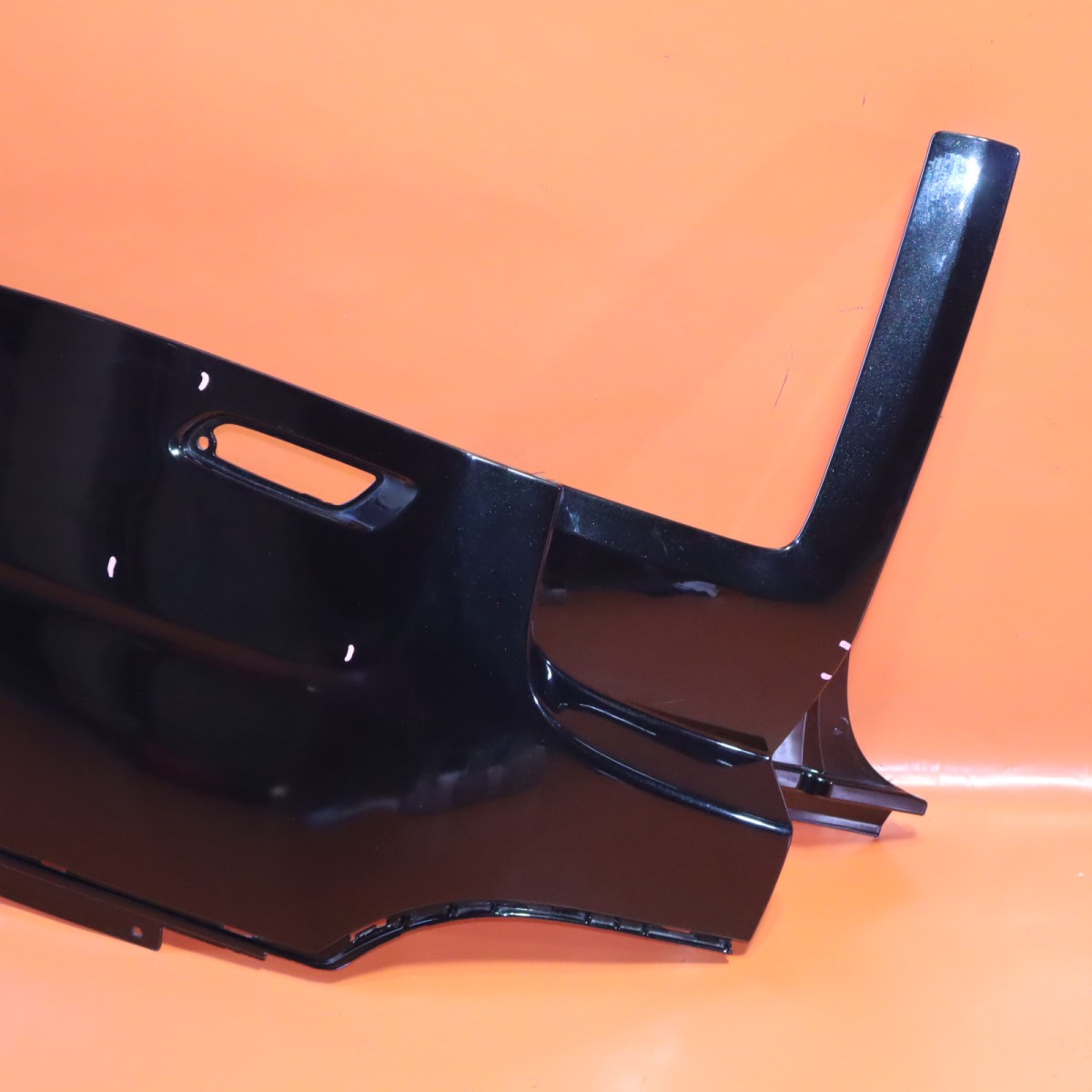 Rolls-Royce Cullinan 2019-2022 REAR+LEFT Rear bumper P/N 8497323
