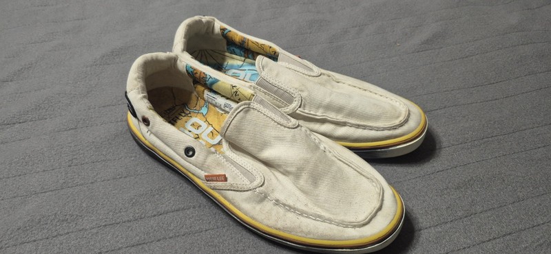 Sperry x Netflix Outer Banks OBX Pogue Life Slip On Shoes Mens 8.5 STS23862