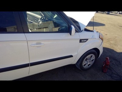 Passenger Front Door Electric With Solar Fits 10-13 SOUL 5285506