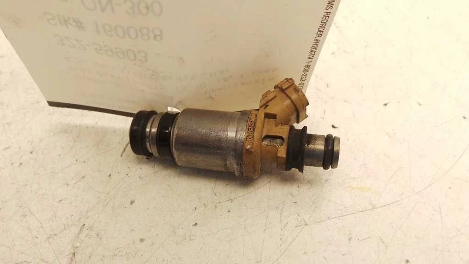 93-97 TOYOTA COROLLA 1,6 Л ТОПЛИВНАЯ ФОРСУНКА - Изображение 4 из 4