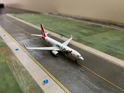 Gemini Jets Qantas Boeing 737-800 1:400 Scale Die Cast Model Aircraft