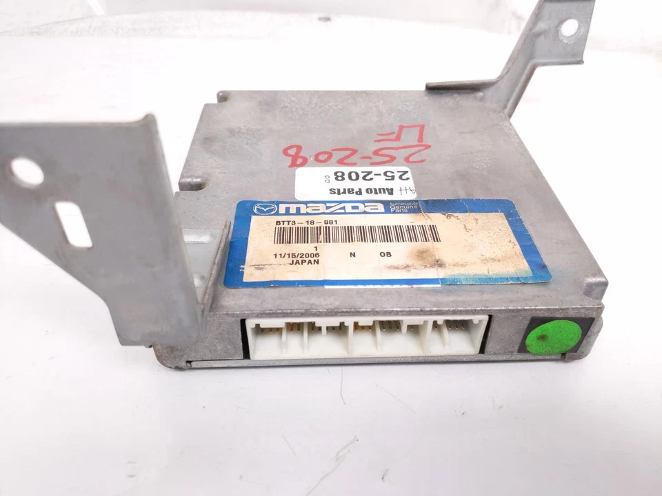2001 Mazda Miata 1.8L Engine Control Module Btt3-18-881 *Manual Transmission - Image 2 of 4